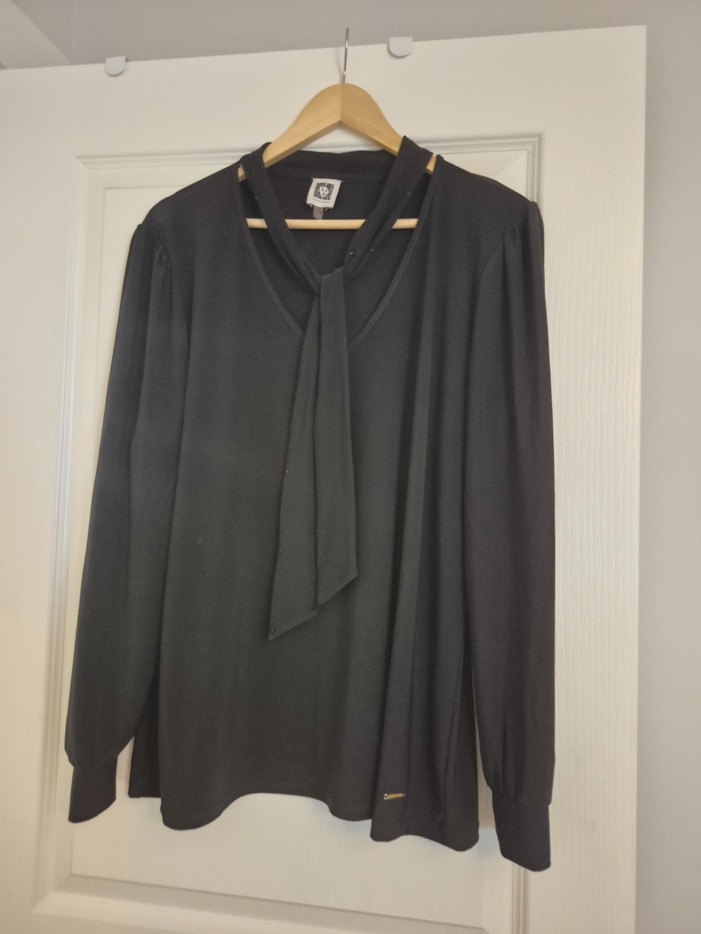 Black Women's Long-Sleeve Shirt with Neck Tie